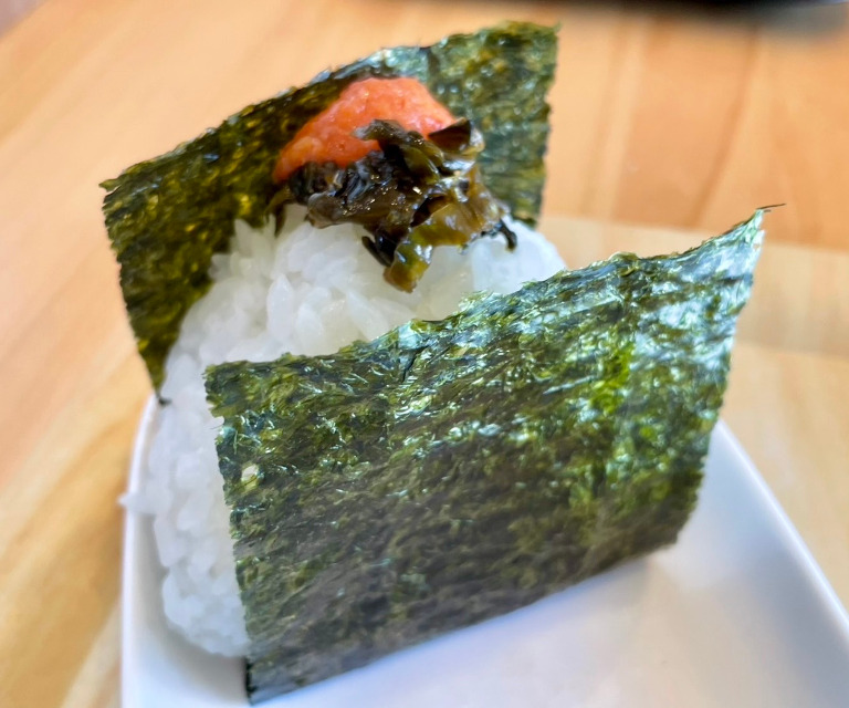 フリーペーパーの「おにぎり特集」に載せて頂ける当店自慢の「こだわりおにぎり１」その写真２です