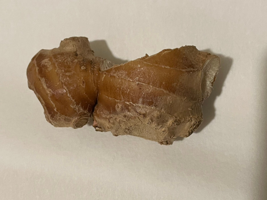 「ホット梅ドリンク」2つ目の味わいは、「生姜」ブレンドによる身体の芯から温まるバージョンがあります。