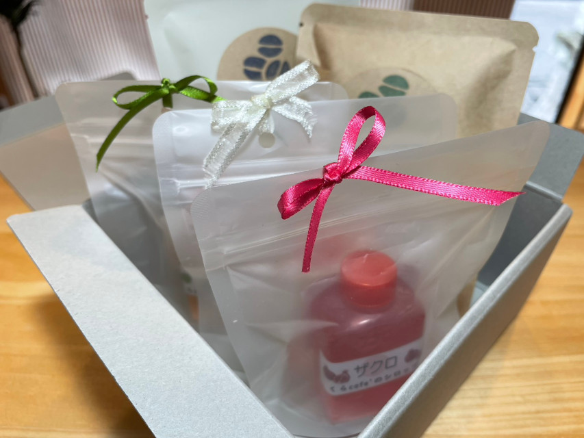 プレゼント用ボックスセット、自家製シロップ・ドリップ珈琲セット